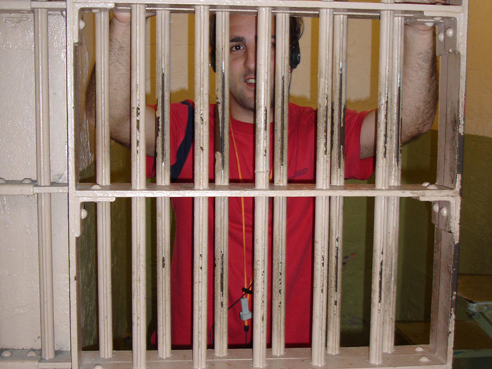 Phil Philips in Alcatraz - Al Capone's Cell